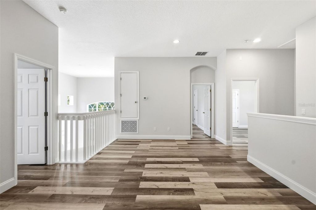 Image 23 of property listing at 2555 SAND ARBOR CIRCLE, Orlando, FL 32824