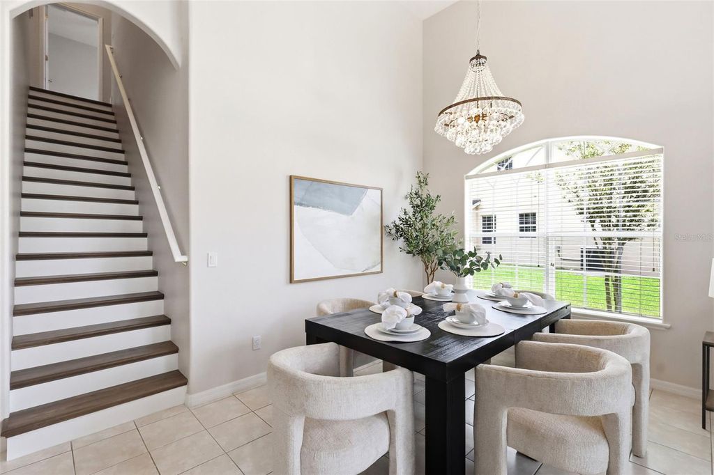 Image 4 of property listing at 2555 SAND ARBOR CIRCLE, Orlando, FL 32824