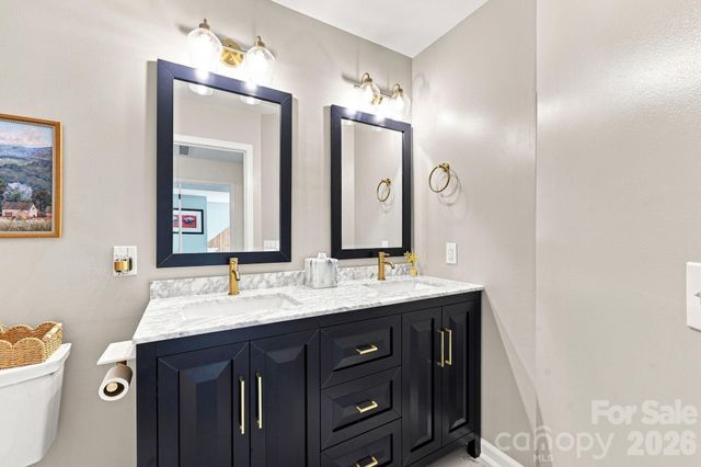 16215 Hollingbourne Road, Huntersville, NC 28078