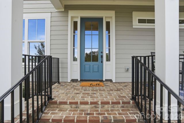 19024 Newburg Hill Road, Davidson, NC 28036