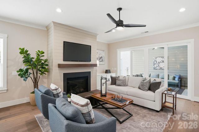 19024 Newburg Hill Road, Davidson, NC 28036