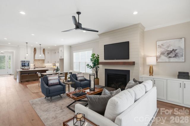 19024 Newburg Hill Road, Davidson, NC 28036