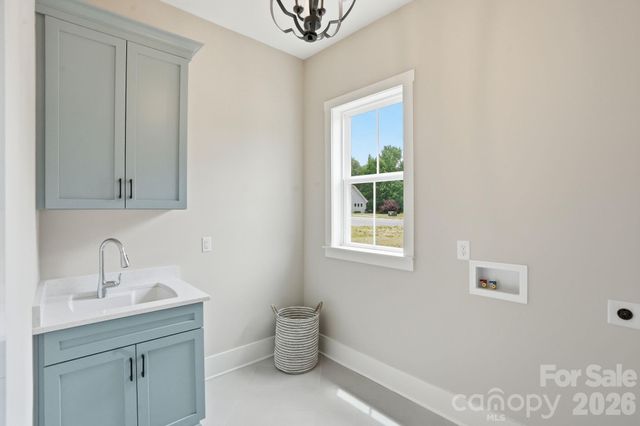 19024 Newburg Hill Road, Davidson, NC 28036
