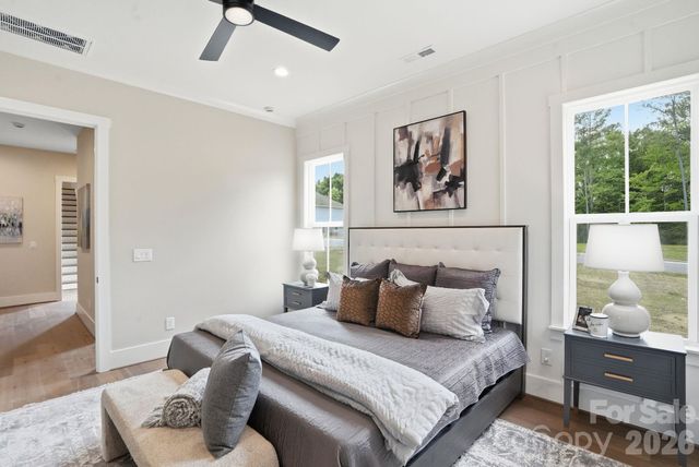19024 Newburg Hill Road, Davidson, NC 28036