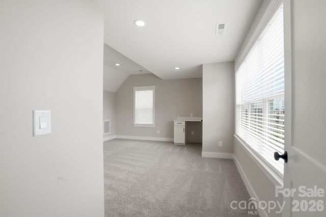 19024 Newburg Hill Road, Davidson, NC 28036