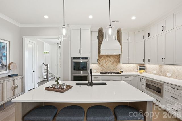 19024 Newburg Hill Road, Davidson, NC 28036