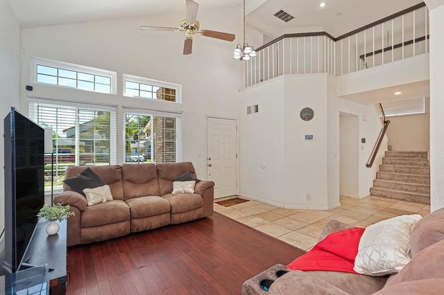4033 Grey Livery Way, Antelope, CA 95843