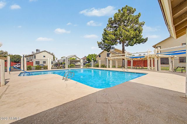 2455 E Broadway Road E 103, Mesa, AZ 85204