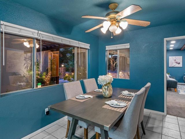 1130 Pebble Springs Lane, Escondido, CA 92026