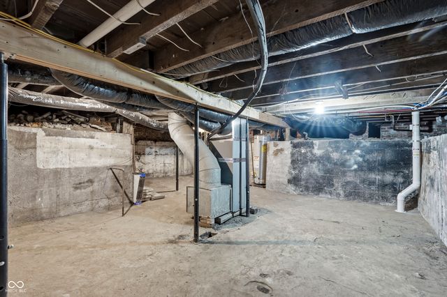 1824 S Woodlawn Avenue, Indianapolis, IN 46203