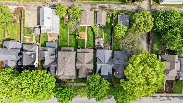 1824 S Woodlawn Avenue, Indianapolis, IN 46203