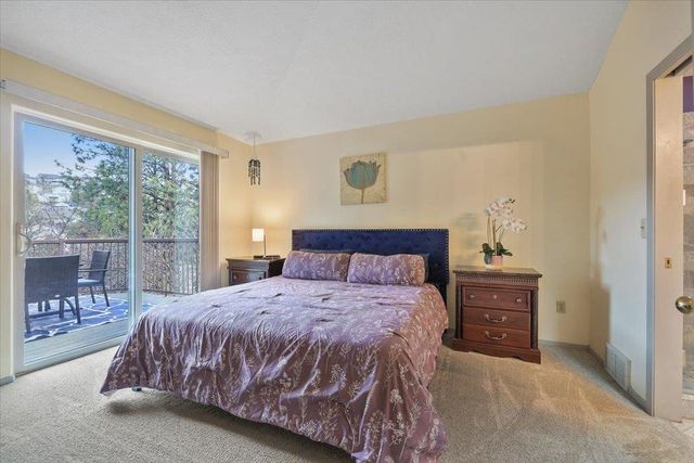 8701 E Boardwalk Ln, Spokane, WA 99212