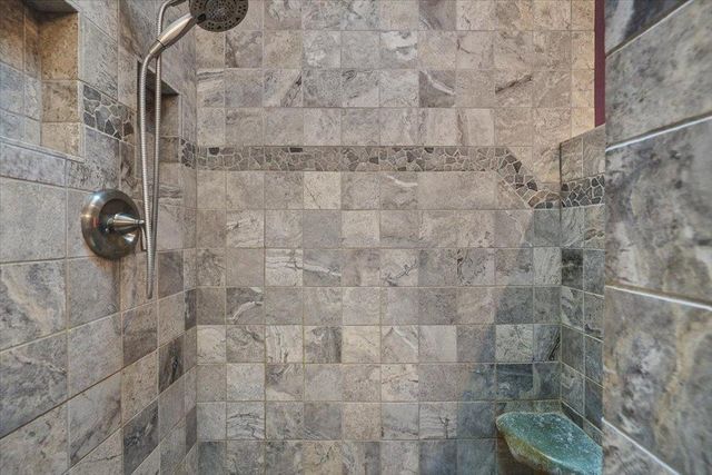 8701 E Boardwalk Ln, Spokane, WA 99212