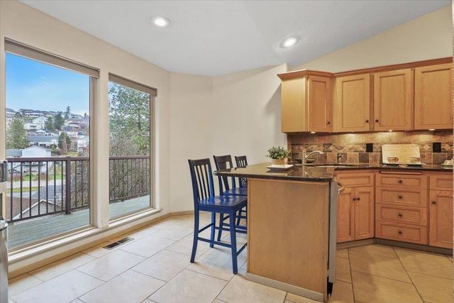 8701 E Boardwalk Ln, Spokane, WA 99212