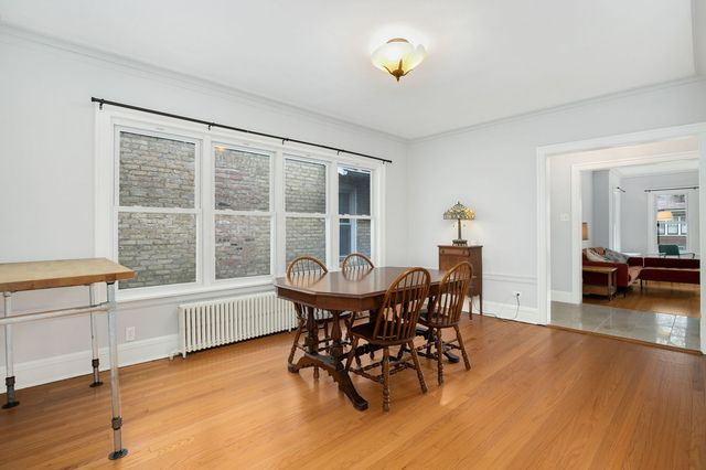 5425 N Bernard Street, Chicago, IL 60625