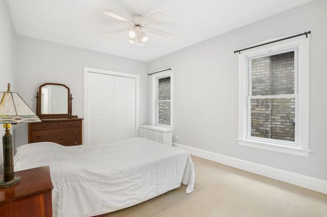 5425 N Bernard Street, Chicago, IL 60625