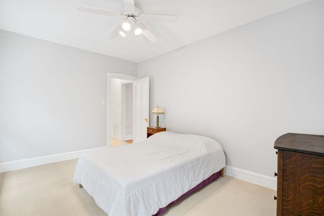 5425 N Bernard Street, Chicago, IL 60625