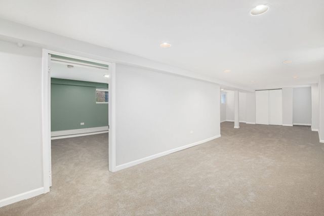 5425 N Bernard Street, Chicago, IL 60625