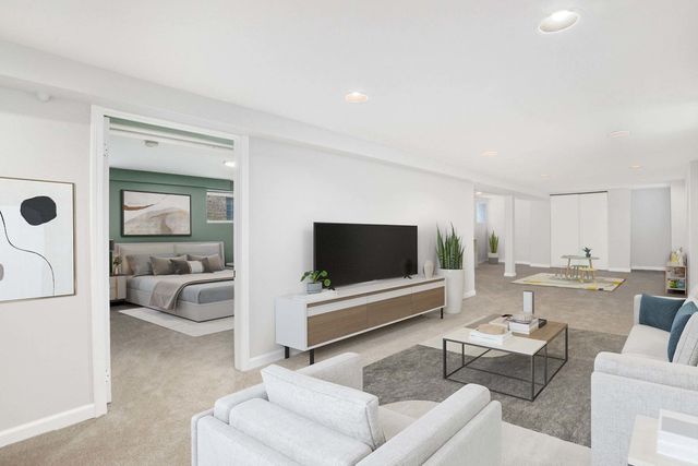 5425 N Bernard Street, Chicago, IL 60625