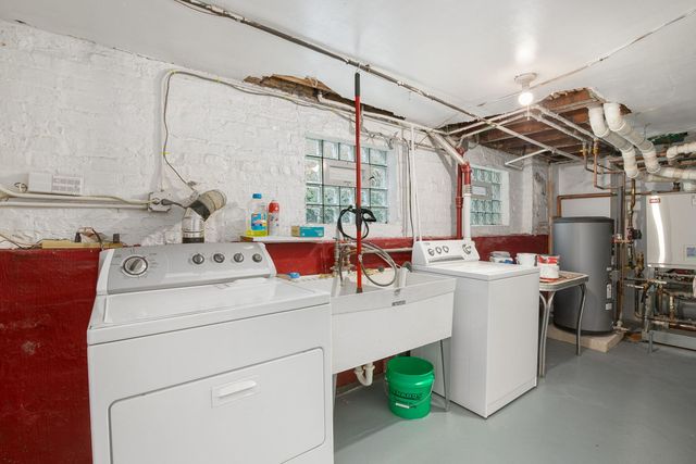 5425 N Bernard Street, Chicago, IL 60625