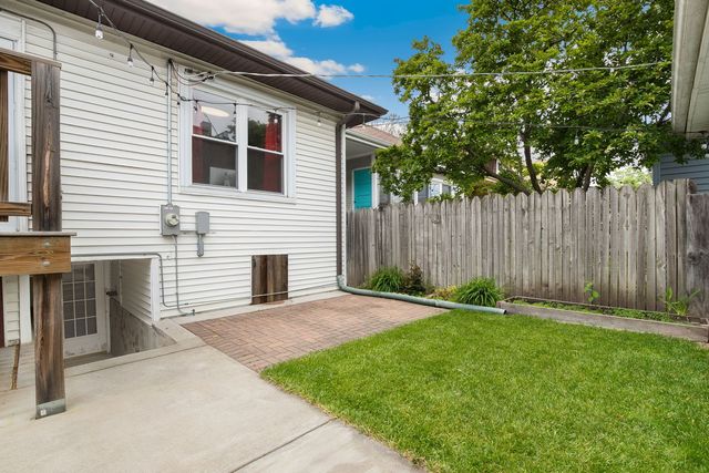 5425 N Bernard Street, Chicago, IL 60625