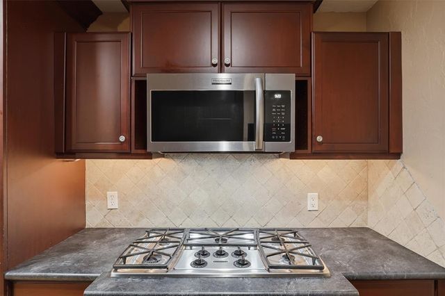 702 Kouba Drive, Yukon, OK 73099