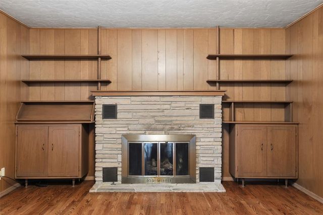 702 Kouba Drive, Yukon, OK 73099