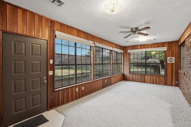 702 Kouba Drive, Yukon, OK 73099