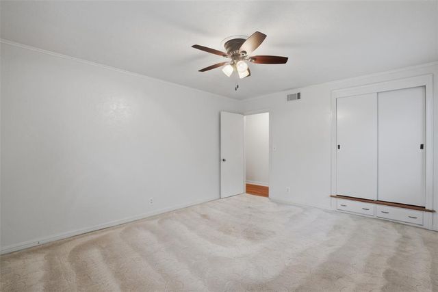 702 Kouba Drive, Yukon, OK 73099