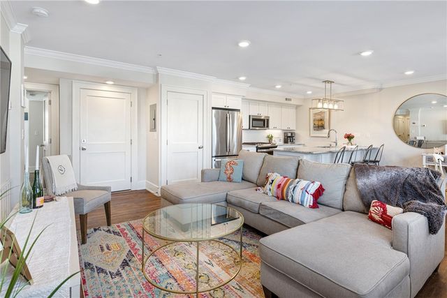 20 E East Bowery Street 2A, Newport, RI 02840