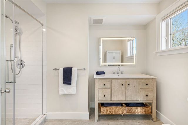 20 E East Bowery Street 2A, Newport, RI 02840