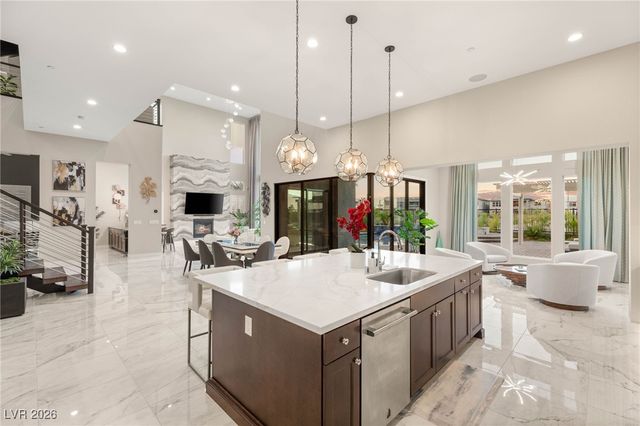 5201 Fading Sunset Drive, Las Vegas, NV 89135