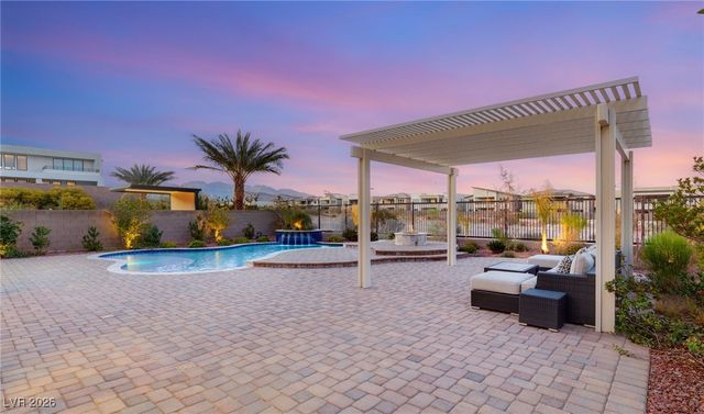 5201 Fading Sunset Drive, Las Vegas, NV 89135