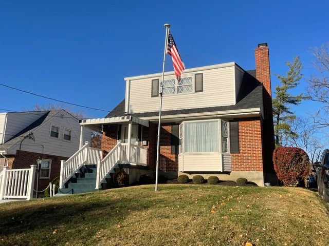 5 S Sherry Lane, Bellevue, KY 41073