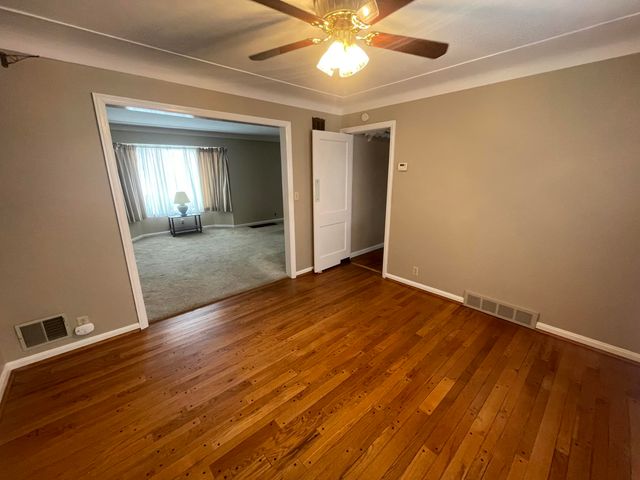 5 S Sherry Lane, Bellevue, KY 41073