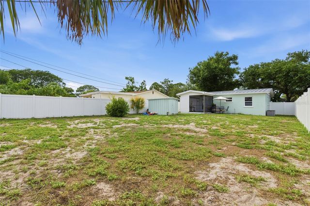 6810 4TH AVENUE N, St Petersburg, FL 33710