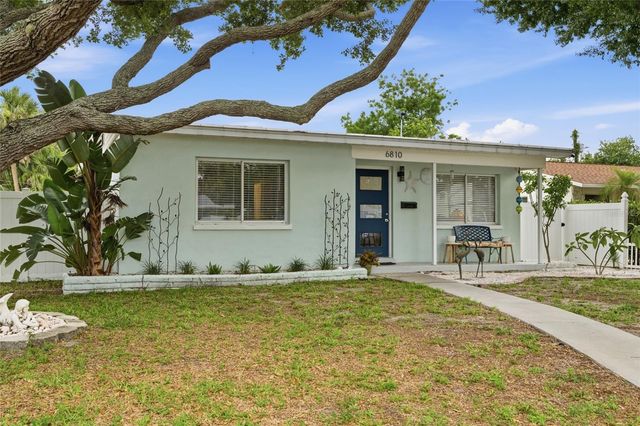 6810 4TH AVENUE N, St Petersburg, FL 33710