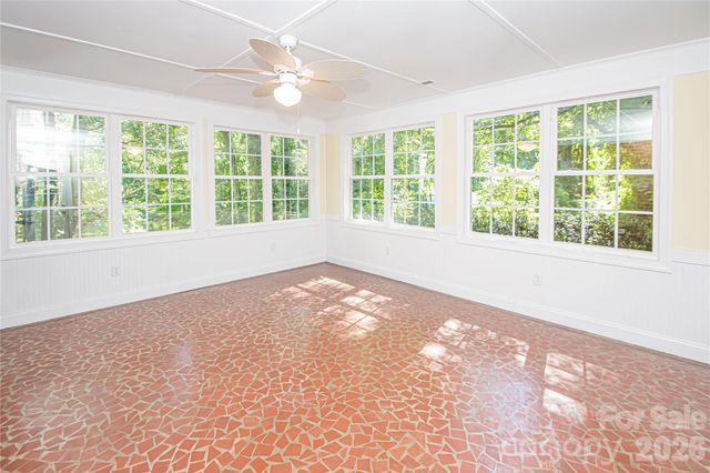 7400 Oakwood Lane, Charlotte, NC 28215