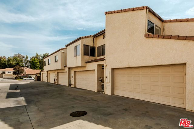 24639 Masters Cup Way, Valencia, CA 91355