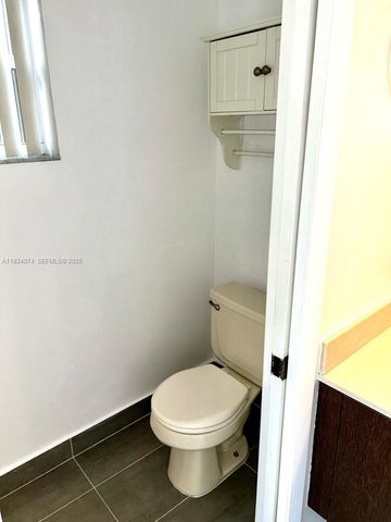 4779 NW 5th Ct, Coconut Creek, FL 33063