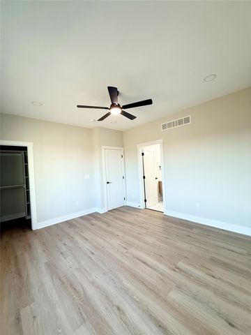 1946 Tuscany Drive SE, Altoona, IA 50009