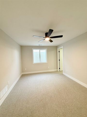 1946 Tuscany Drive SE, Altoona, IA 50009