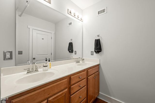 1535 Caraleigh Mills Court 218, Raleigh, NC 27603