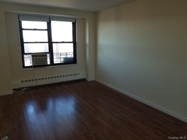 61-35 98th Street 17M, Rego Park, NY 11374
