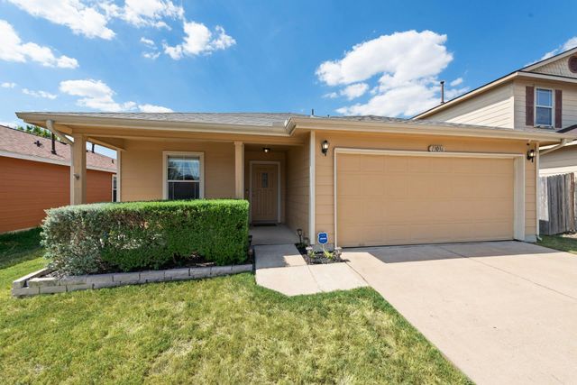 13036 Date Palm TRL, Elgin, TX 78621