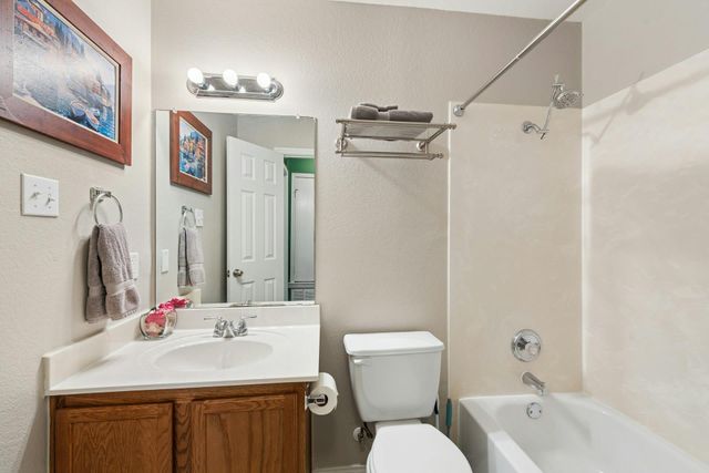 13036 Date Palm TRL, Elgin, TX 78621