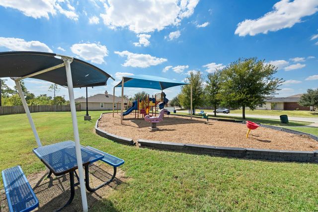 13036 Date Palm TRL, Elgin, TX 78621