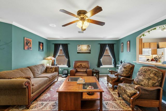13036 Date Palm TRL, Elgin, TX 78621