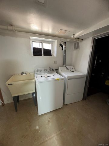 20619 Richland Avenue, Oakland Gardens, NY 11364