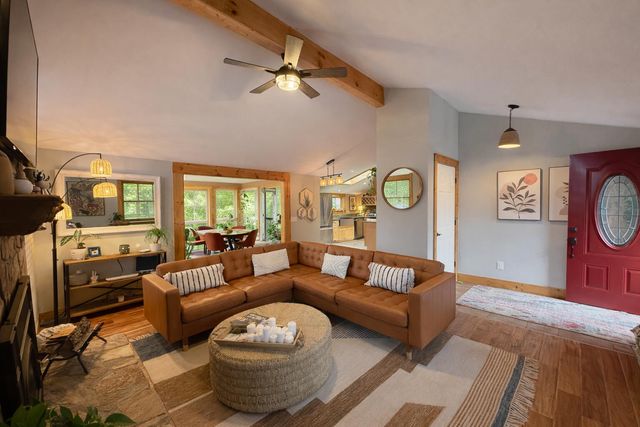 1286 Oglethorpe Mountain Road, Jasper, GA 30143